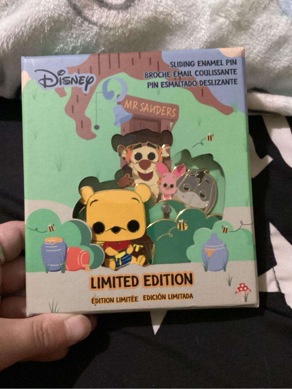 Funko Disney Winnie the Pooh Sliding Enamel Pin - Yellow, Red, Green - Picture 4 of 4